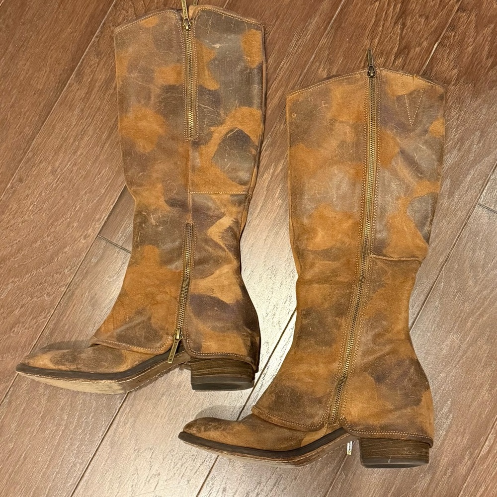 Donald J. Pliner Devi Brown Leather Boots 8 - Picture 2 of 6